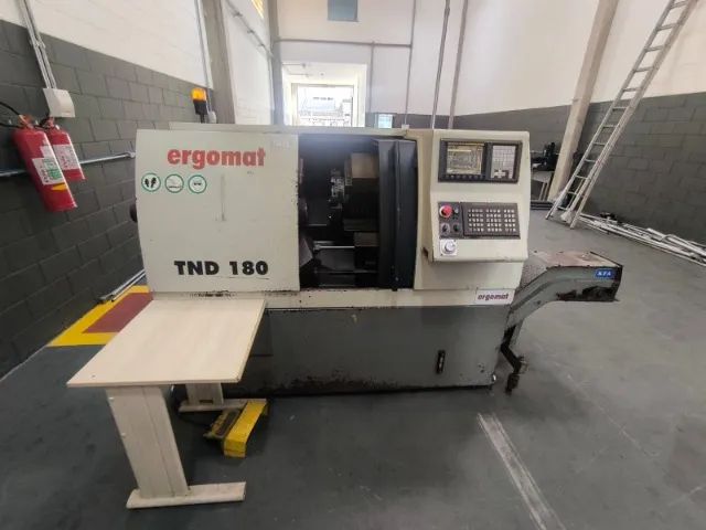 Centro de torneamento Ergomat TND 180