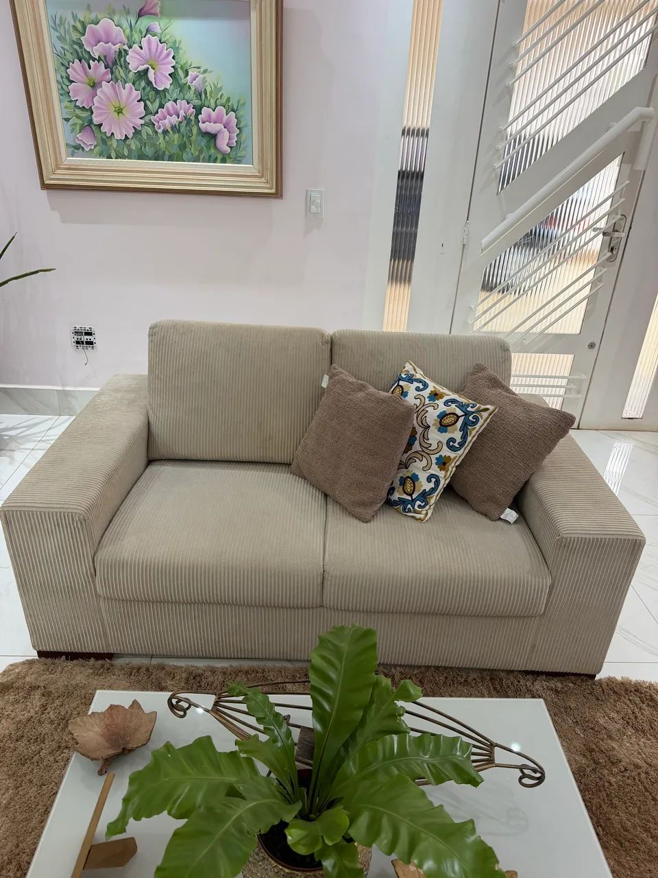 Conjunto de sofás para sala de 4 e 2 lugares - Foto 2