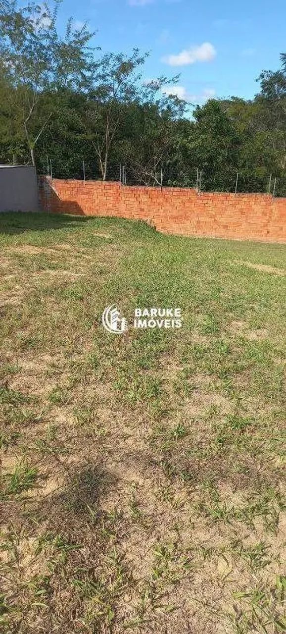 Terreno a venda no Condomínio Residencial Viena