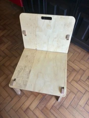 Cadeira da marca Wood Lock 