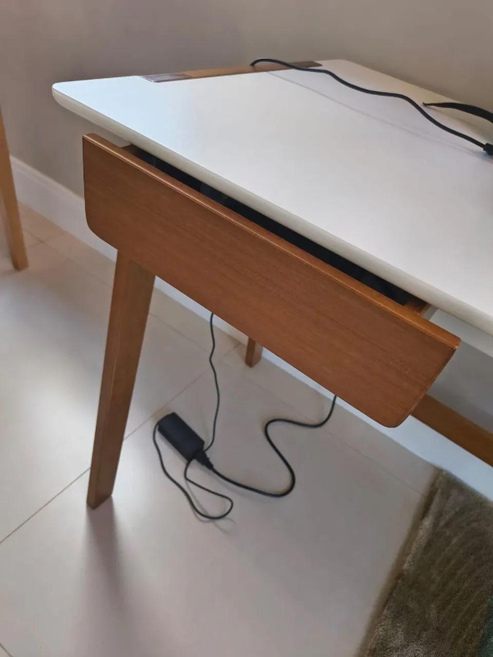 Mesa de escritório 1,20m x 0,60m - Foto 2