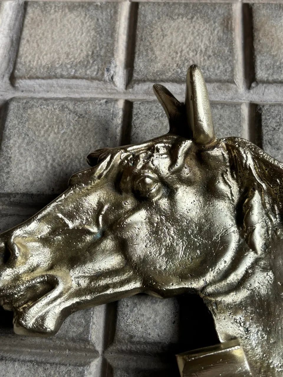 Antigo cinzeiro de cavalo em bronze - Foto 3