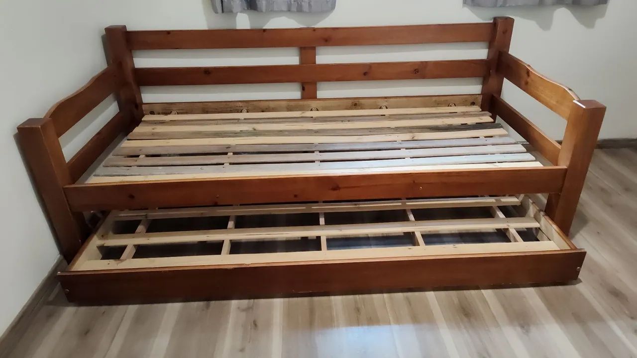 Bicama de Madeira Maciça com Cama Auxiliar - Muito Resistente - Foto 4