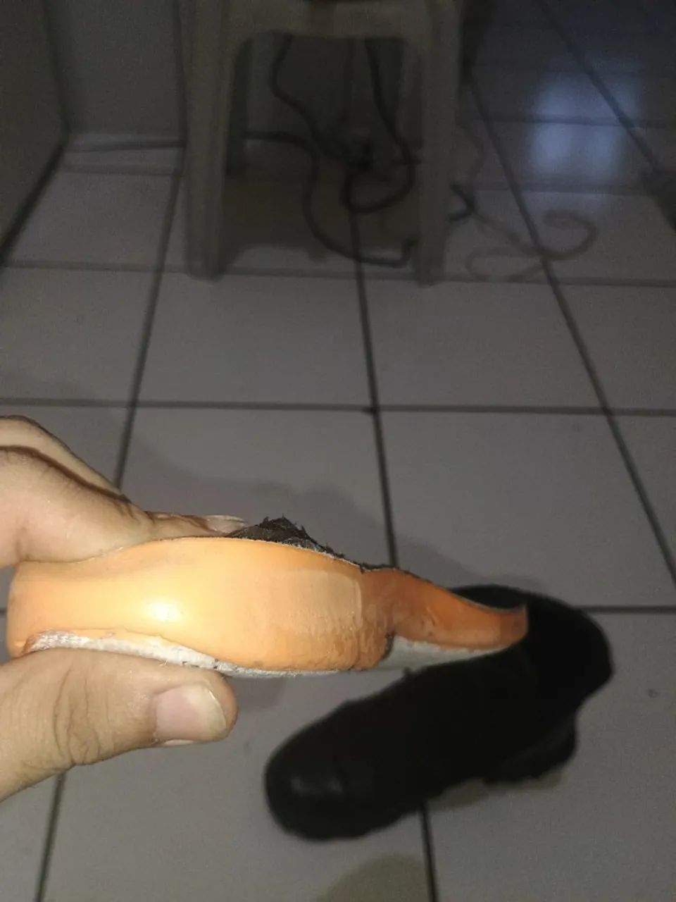 Coturno Kallucci com zíper e palmilha em gel (semi- novo)  - Foto 4