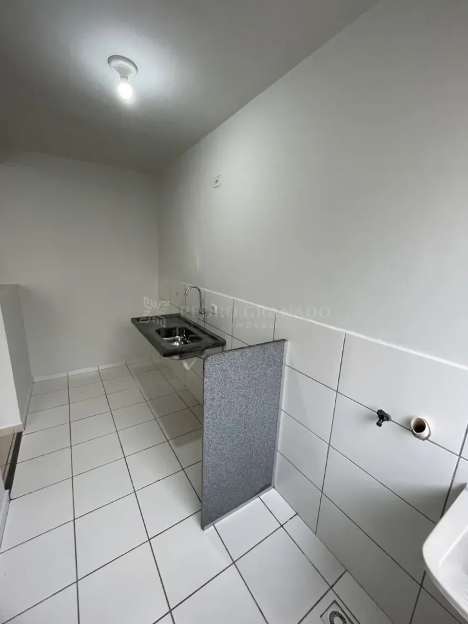Apartamento 02 Dormitórios - Zona 06 - Foto 5
