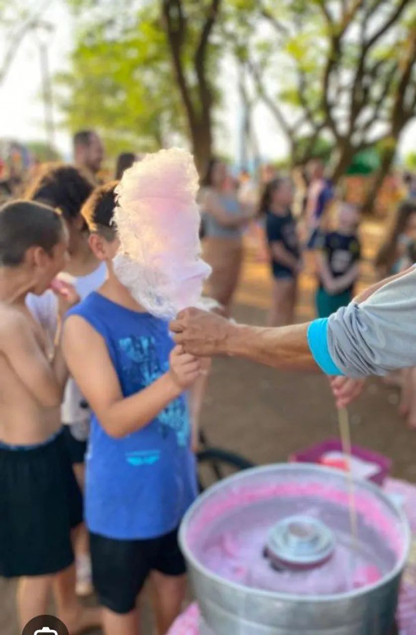 Adoçando a festa com lindos e deliciosos algodão doce  - Foto 3