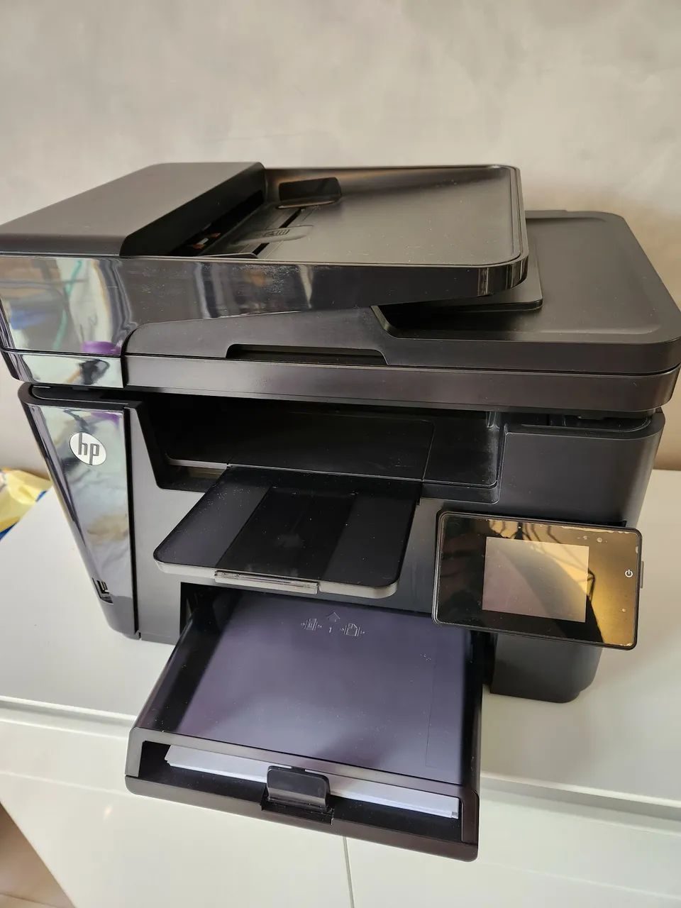 Multifuncional HP LaserJet Pro M225DW