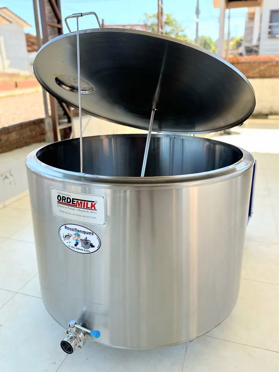 Tanque de Leite 500 Litros Tina Refrigerador Inox Caldas Açaí Sorvetes Água Sucos 220v