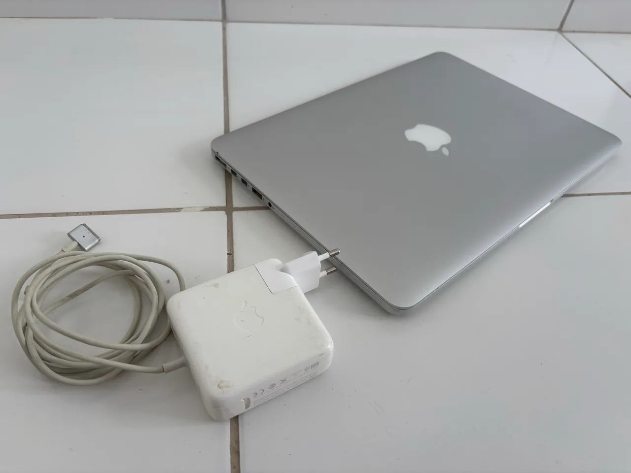 MacBook Pro A1502 Retina 13 em perfeito estado - Foto 3