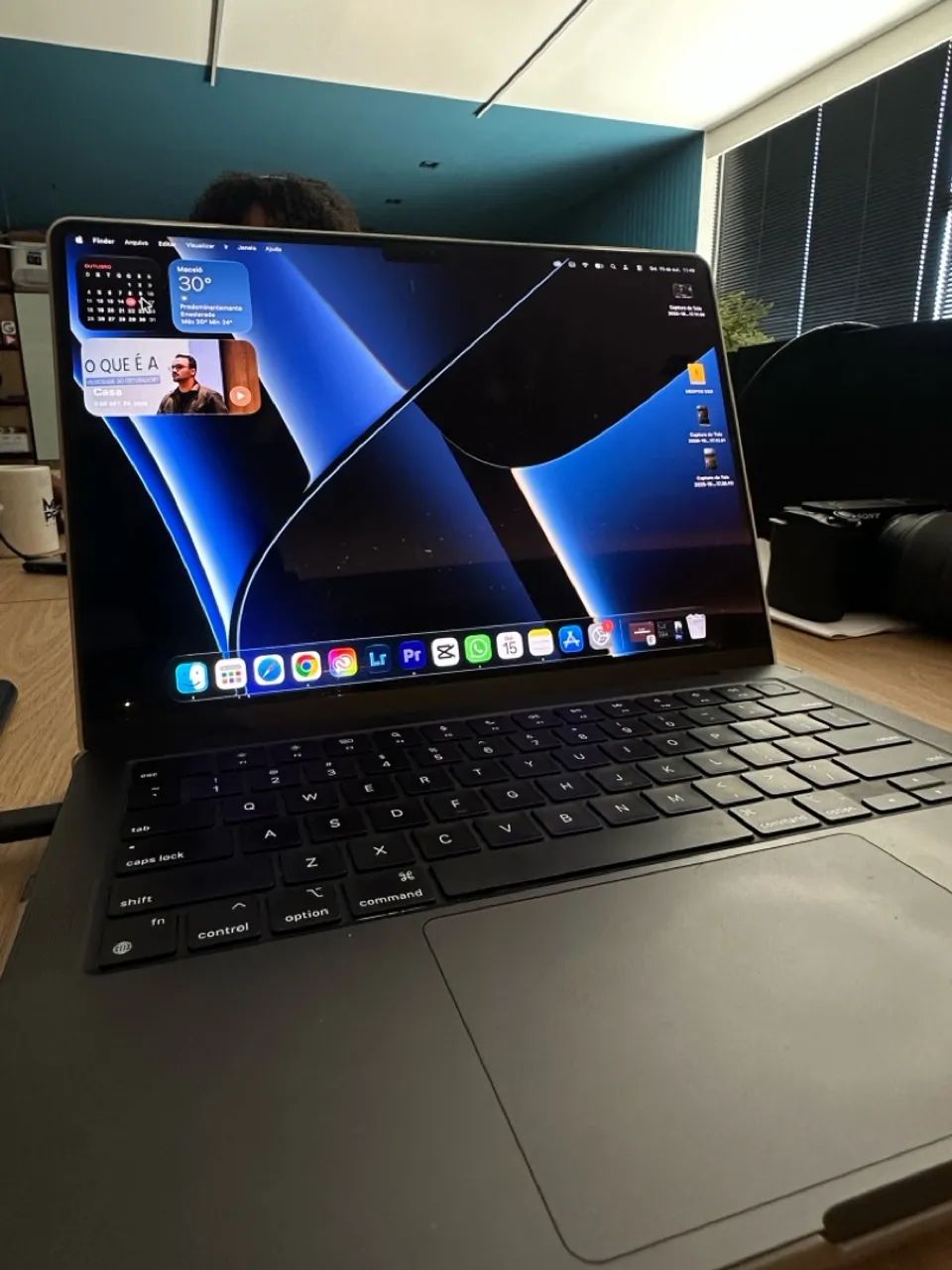 MACBOOK PRO M4 DE 14 POLEGADAS