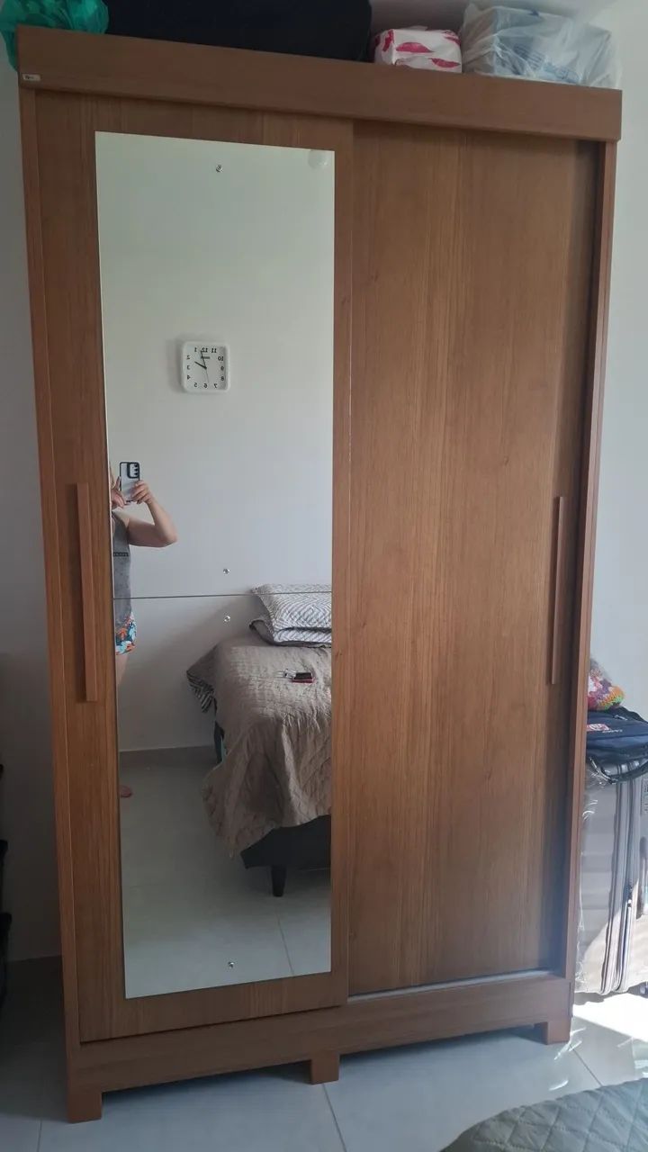Guarda roupa solteiro 