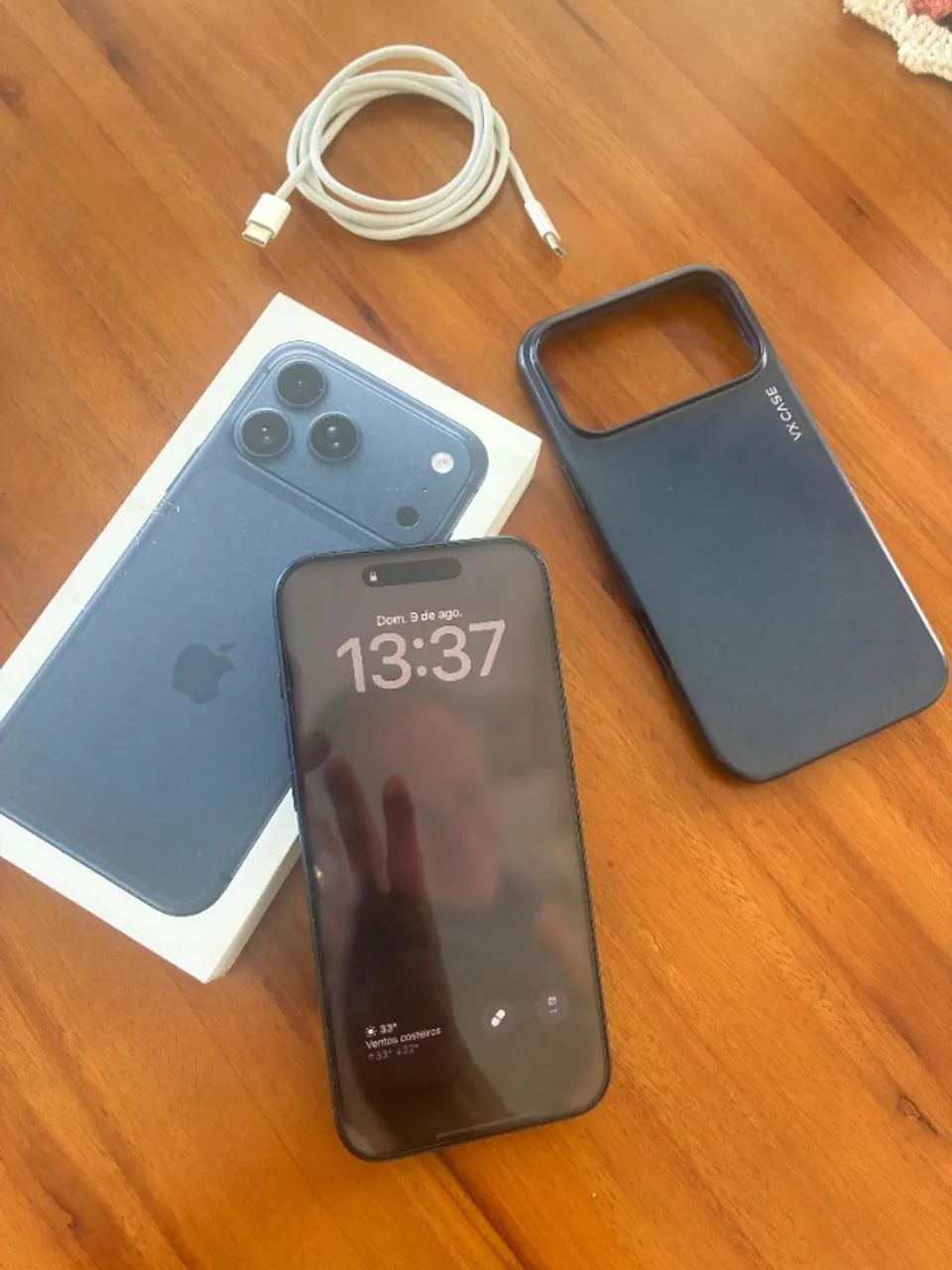 iPhone 17 Pro Max 256GB - Com Garantia Apple até 20/03/2027 - Impecável!