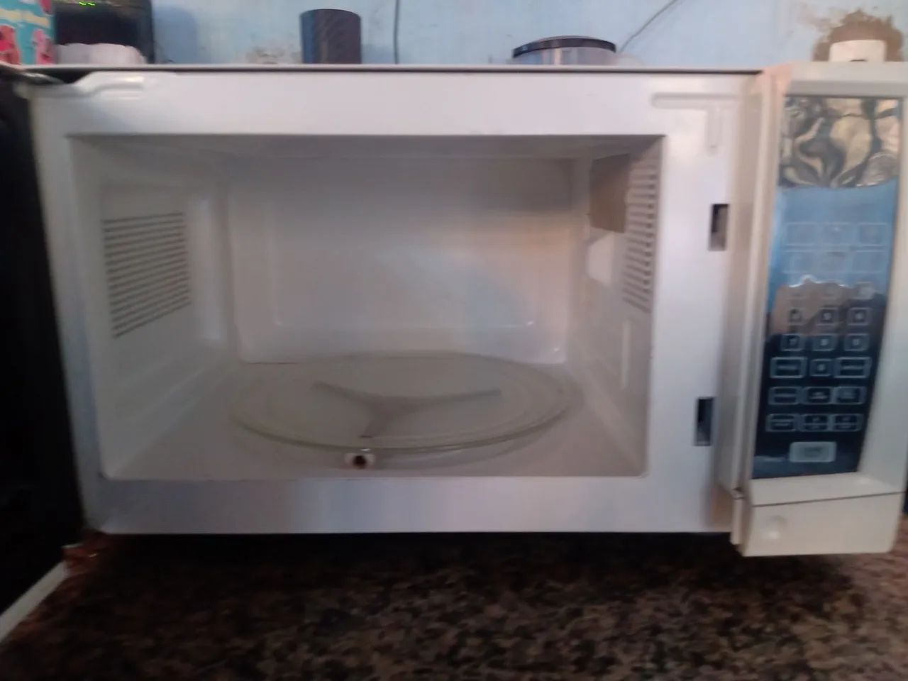 Microondas Philco 18 litros 110 v - Foto 5