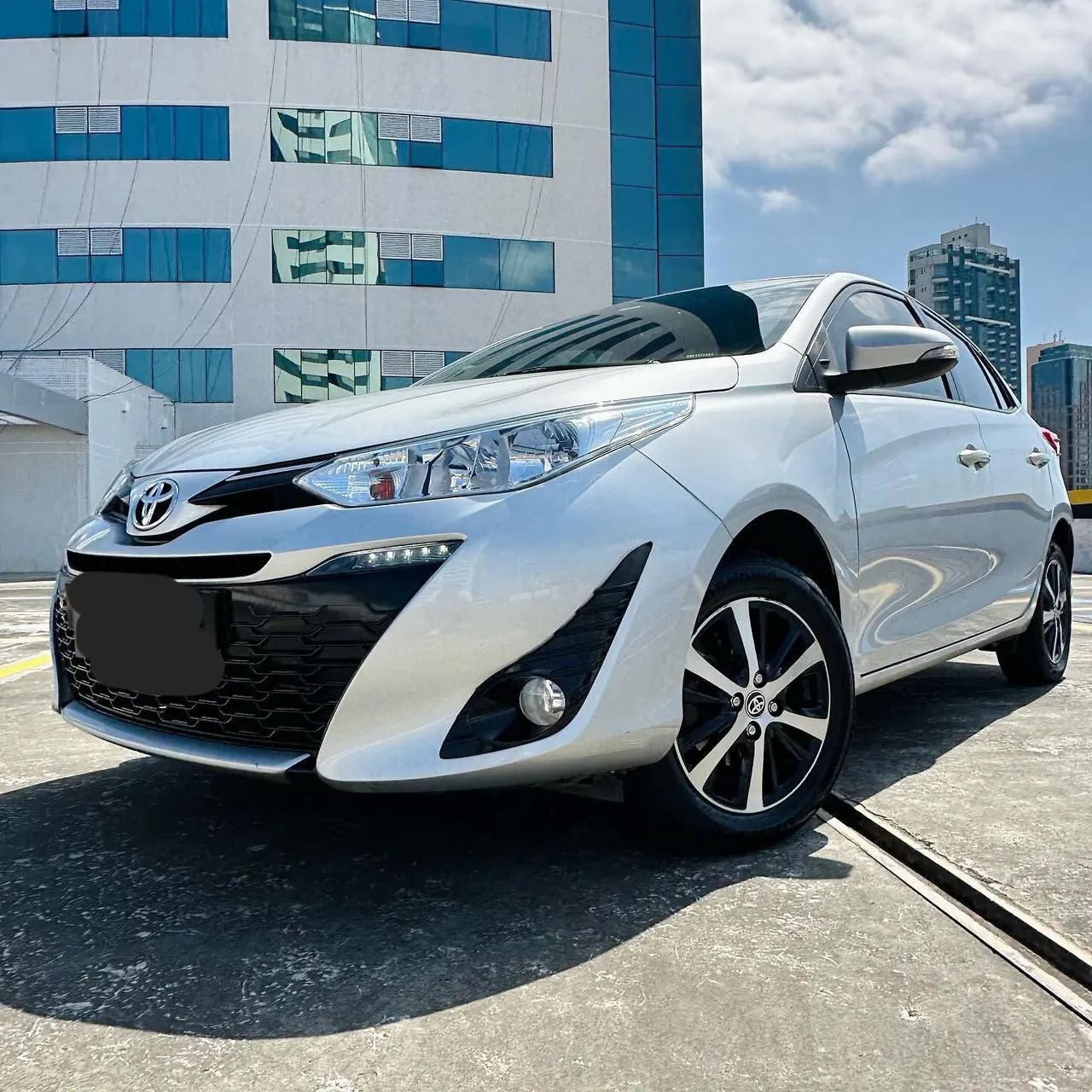Toyota Yaris XS 1.5 FLEX 16V 5P AUT. 2022