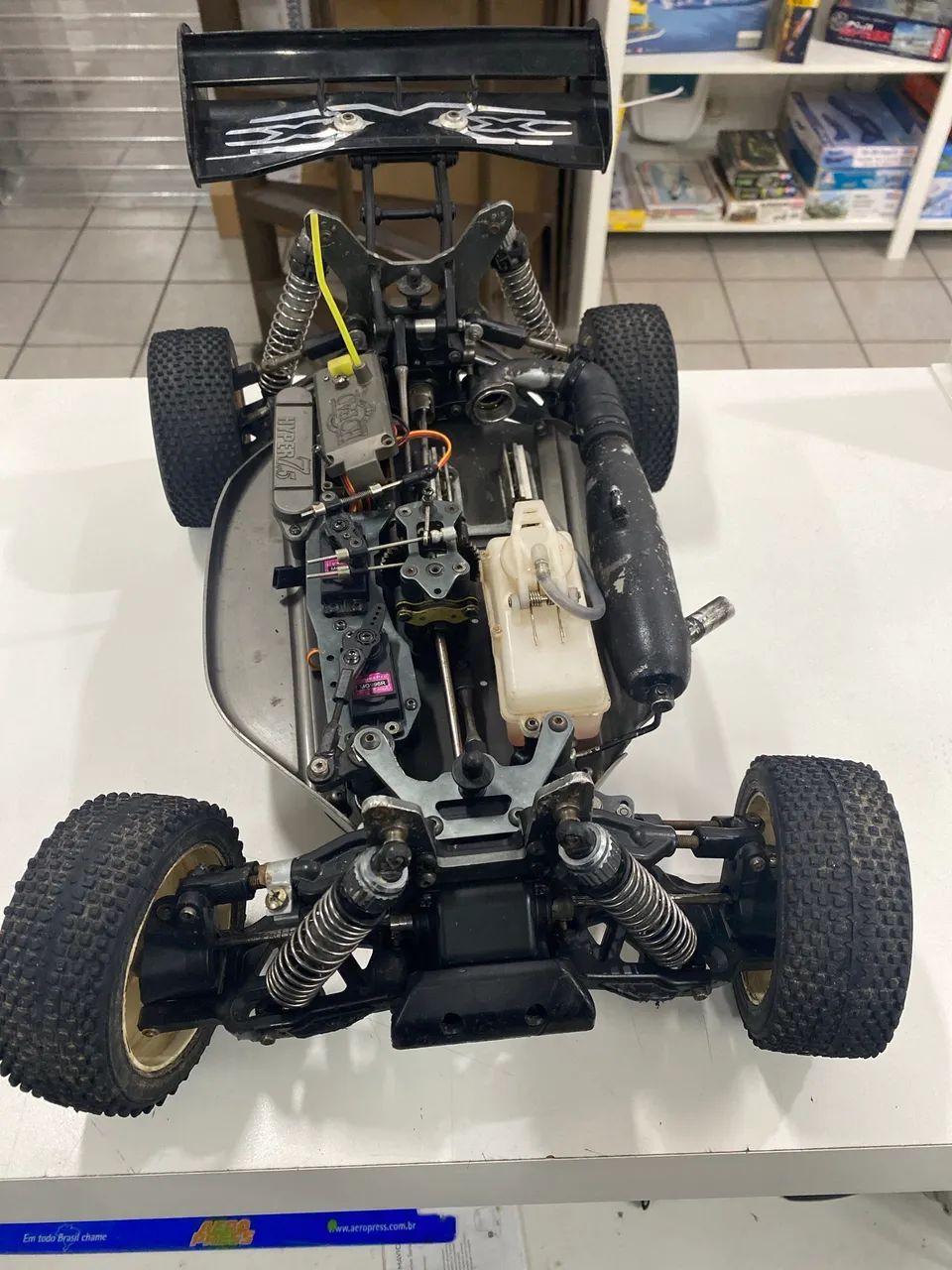 Chassis hyper 7.5 com servos no estado. - Foto 2