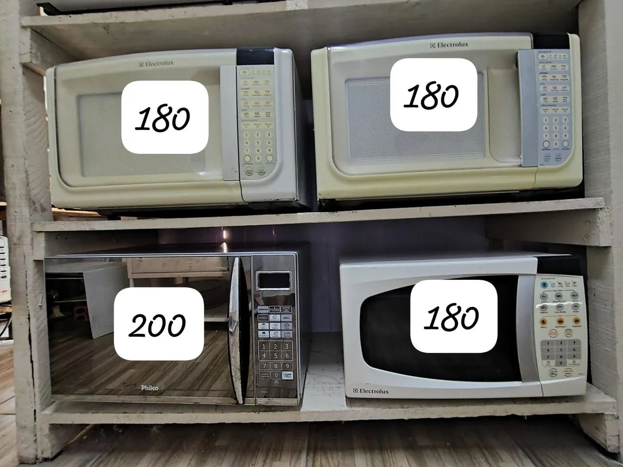 Microondas Electrolux 180,00 cada e Philco 200,00
