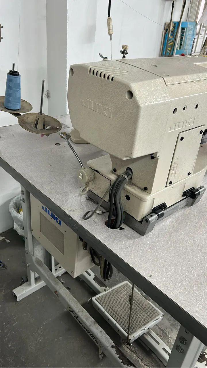 Máquina caseado Juki - Foto 4