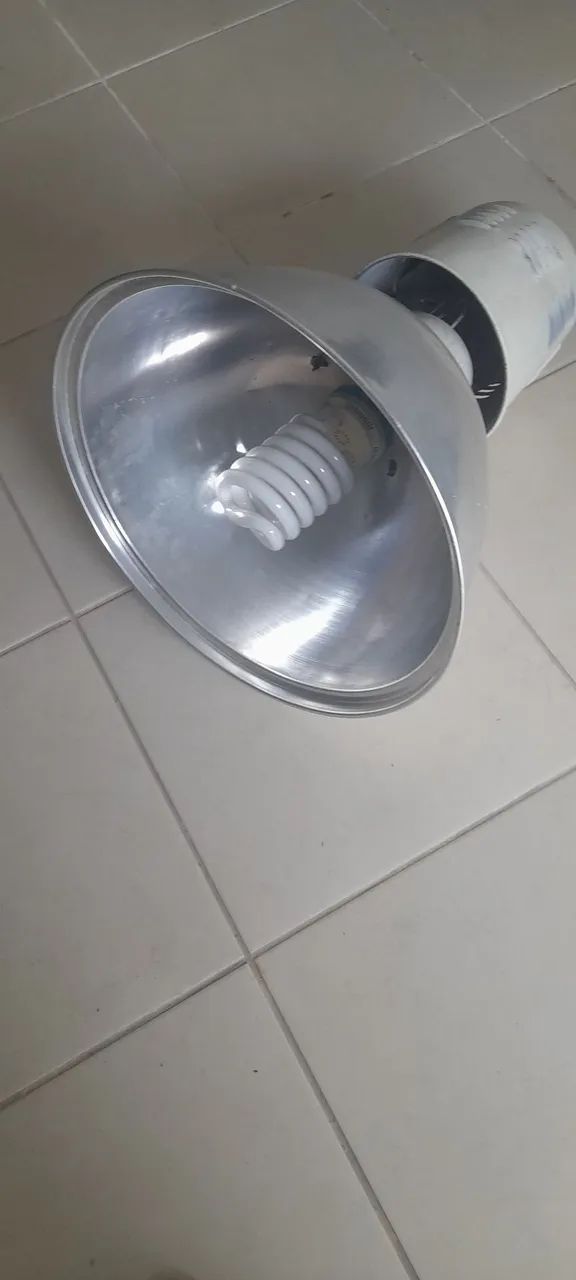 Luminária para galpão 