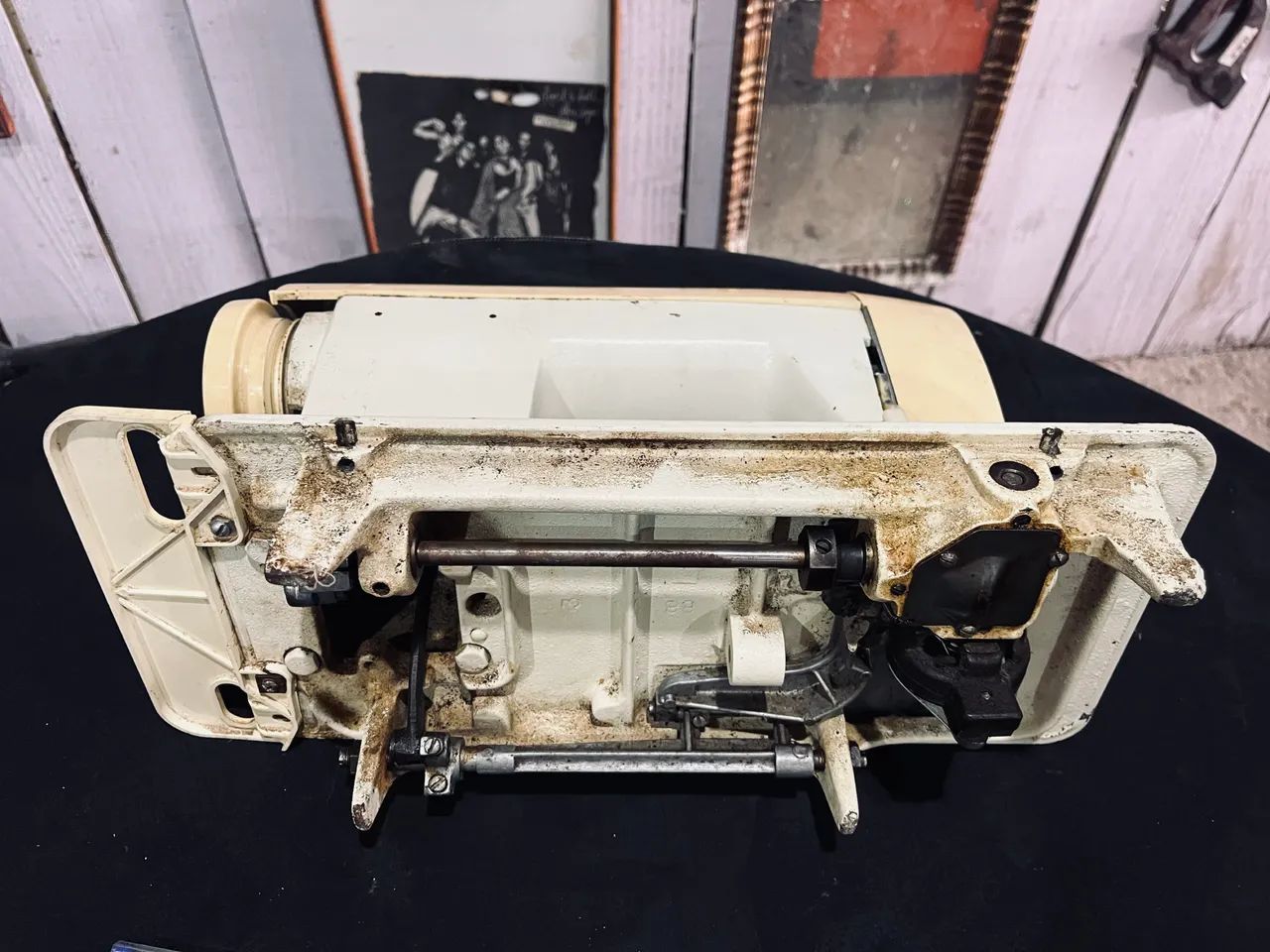 Máquina de costura antiga decoração  - Foto 3