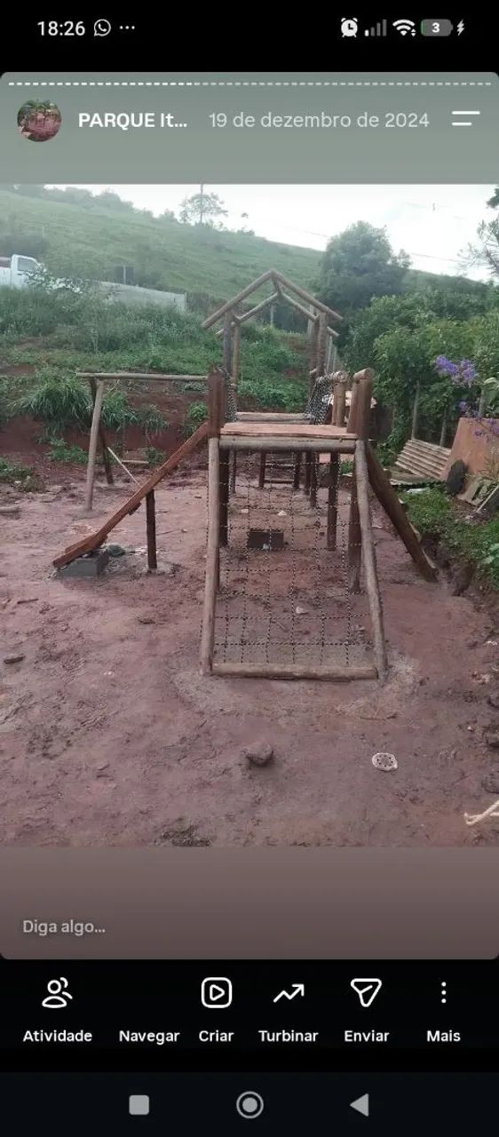 Playground de madeira sob medida 