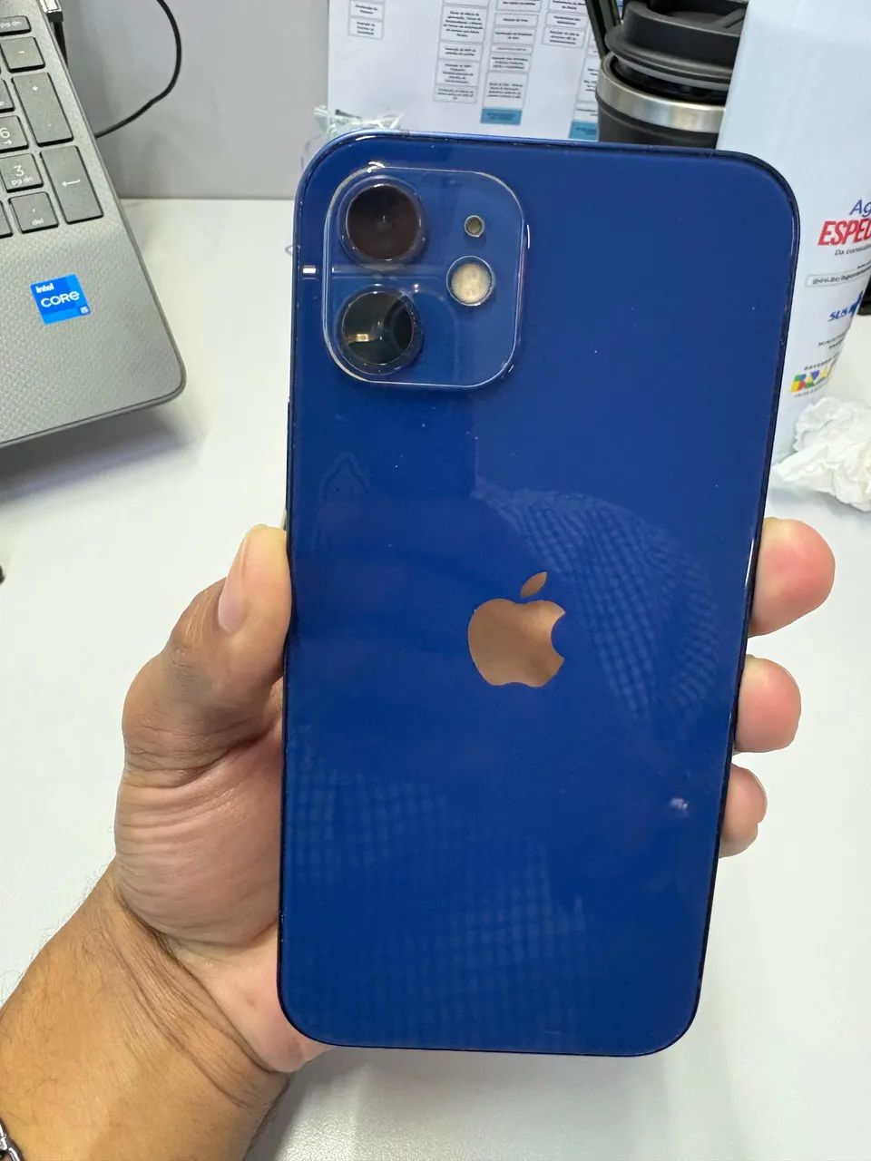 Vendo IPhone 12 azul 128gb  - Foto 2