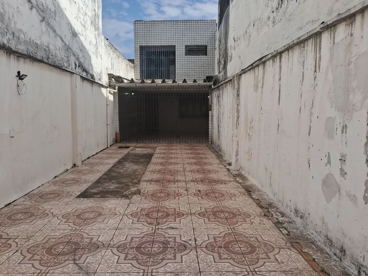 Aluga-se casa no marco 5 quartos 5.000