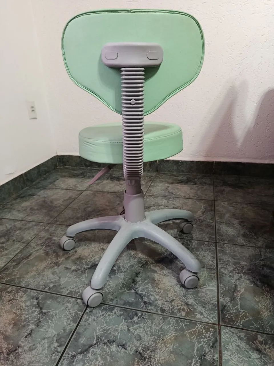 Cadeira mocho usado - Foto 4