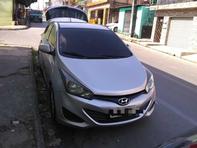 Vendo HB20 quitado completo valor 28.500 falar com Dilian tel. *