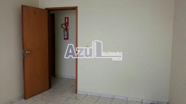 Comercial sala no Loja Comercial - Bairro Jardim Nova Era em Aparecida de Goiânia - Foto 2