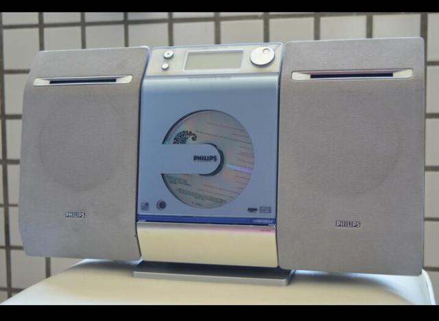 Tocador de CD, rádio, USB - Philips - Foto 4