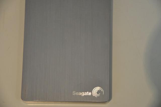 HD externo Segate 2Tb - USB 3.0 - Slim - Foto 4