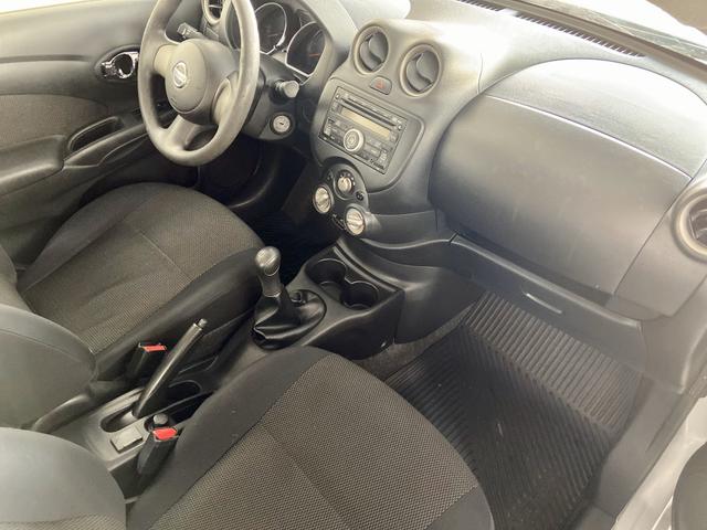 '4.000 de entrada' Nissan Versa SL 1.6 - Foto 8