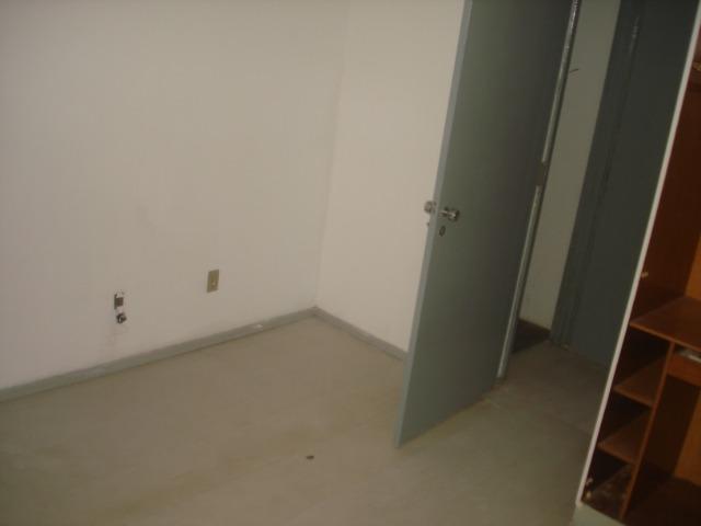Aprt. triplex com 3/4 no Farol de Itapuã - Foto 5