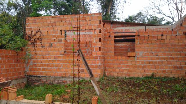 Vende-se casa ainda em construção - Foto 2