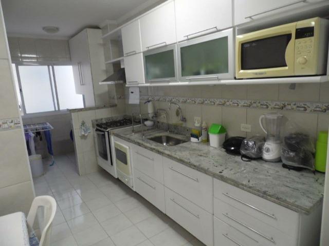 Apartamento 02 dormitórios mobiliado na vila Tupy - Foto 4