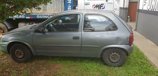 Corsa super 1.0 16v 2000 no estado bom pra mecanico