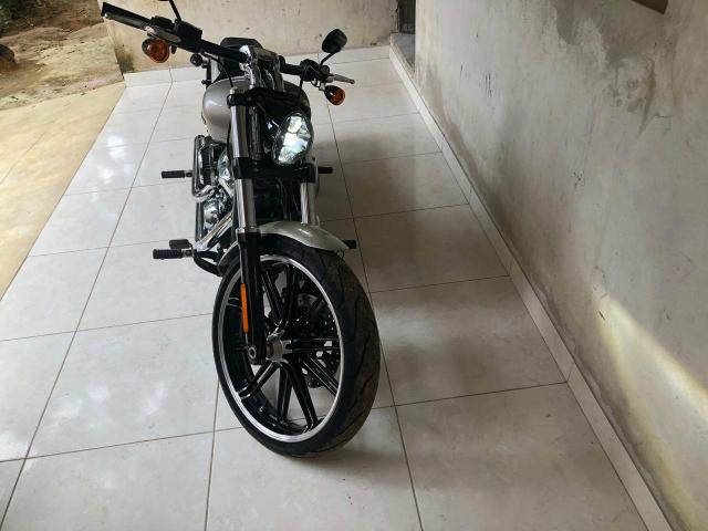 Harley-Davidson 1868 CC - Foto 3