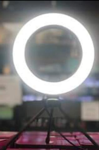 Led Para Fotos e Vídeos 14cm + tripé - Foto 2
