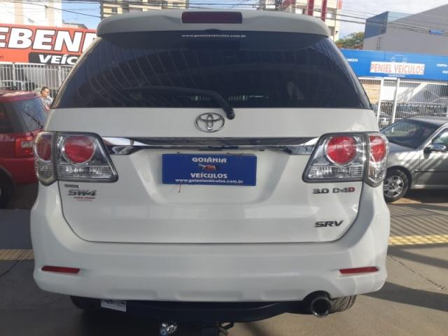TOYOTA HILUX SW4 3.0 SRV 4X4 16V TURBO 2015 - Foto 5