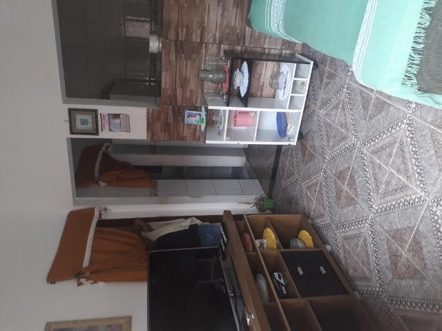 Vendo uma casa,próximo da vila Dois Irmãos Estrada das Barreiras - Foto 4
