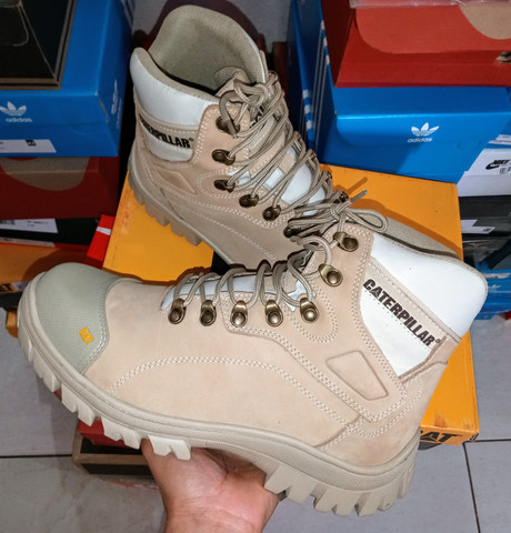 botas cat olx