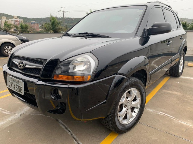 Vendo Camioneta Tucson hyundai 2010 completa - Foto 4