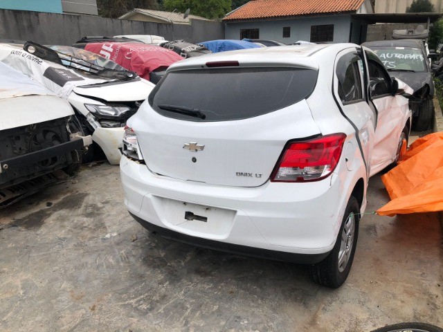 Sucata Onix LT 1.0 2014 Disponível Para Retirada de Peças - Foto 3