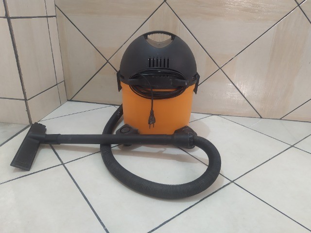 Asp De P Usado Lavor 1400W110Volts Dois Acessrio Ret