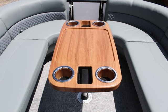 Lancha/Barco - Pontoon 250 Ventura - N e Solara/Vcat/Fluvimar - Foto 9