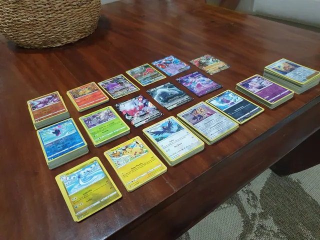 Cartas de pokemon raras  +158 anúncios na OLX Brasil