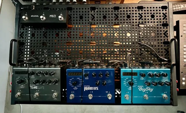 Pedal delay strymon  +106 anúncios na OLX Brasil