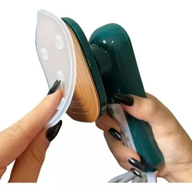 (NOVO) Mini Ferro de Passar BR18040