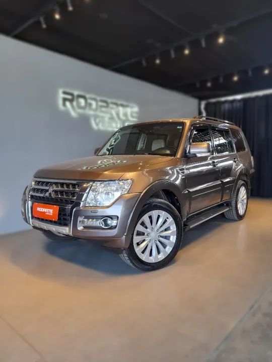 Mitsubishi Pajero FULL HPE 3.2 4x4 Diesel 2016