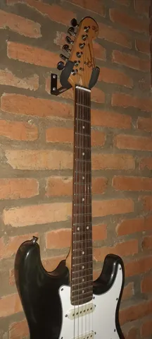 Amplificador Guitarra Electrica Behringer 40w Model. Válvula